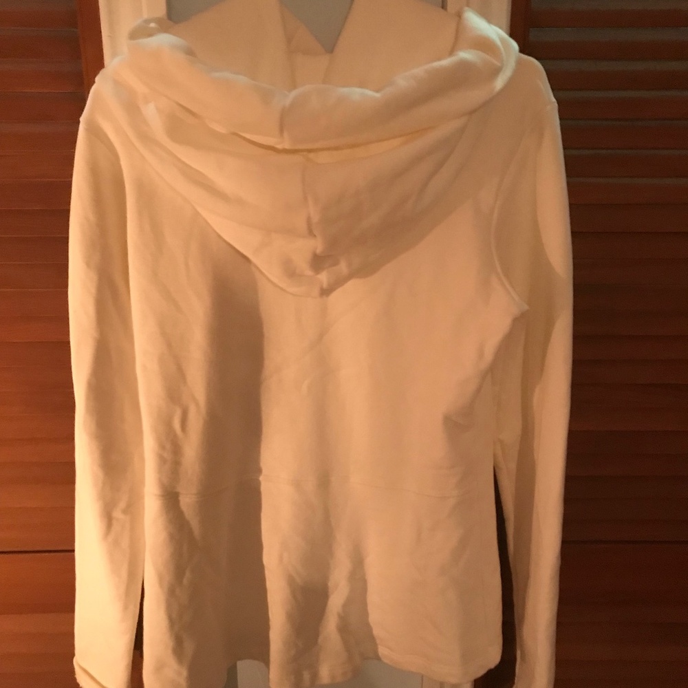 Fig white hooded sweater